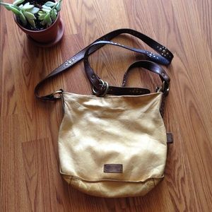 Vintage Ellington leather yellow cross body bag
